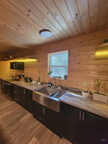 319 Riverside Drive, Hawkinsville, GA 31036