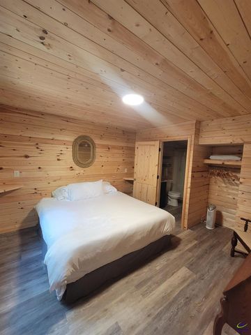 319 Riverside Drive, Hawkinsville, GA 31036