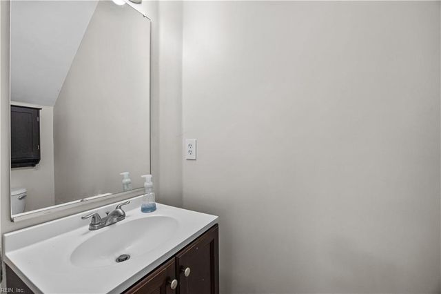 210 Dunn ST, Chesapeake, VA 23320