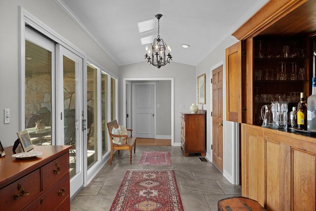 1001 Fleetwood Drive, Lookout Mountain, GA 30750