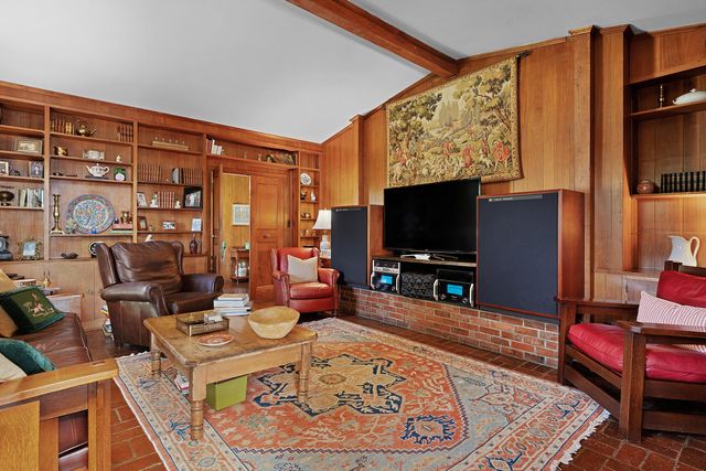 1001 Fleetwood Drive, Lookout Mountain, GA 30750