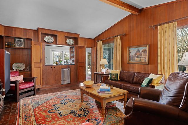 1001 Fleetwood Drive, Lookout Mountain, GA 30750