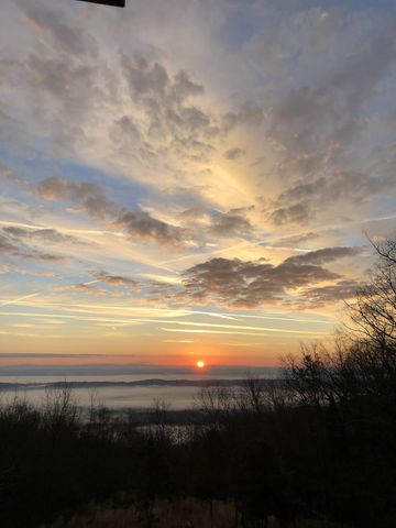 1001 Fleetwood Drive, Lookout Mountain, GA 30750