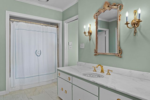 1001 Fleetwood Drive, Lookout Mountain, GA 30750