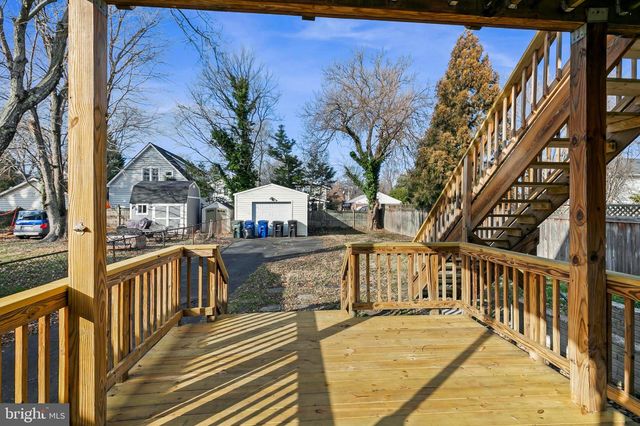 5617 6TH ST N, Arlington, VA 22205