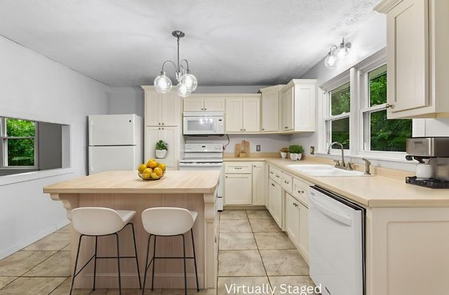 79 Central Avenue, Berea, KY 40403