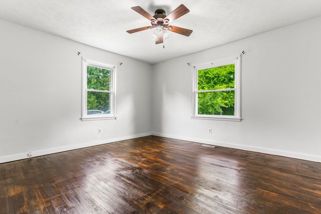 79 Central Avenue, Berea, KY 40403