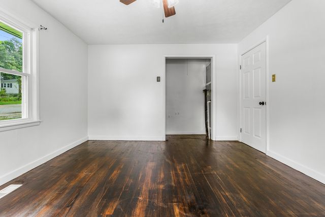 79 Central Avenue, Berea, KY 40403