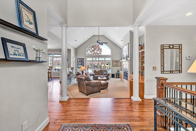 695 Fox Chase RD, Wirtz, VA 24184