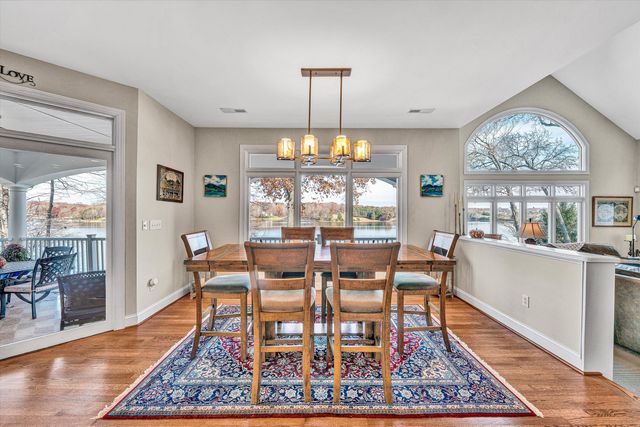 695 Fox Chase RD, Wirtz, VA 24184