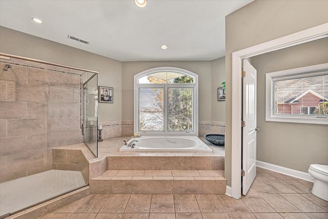 695 Fox Chase RD, Wirtz, VA 24184