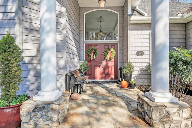 695 Fox Chase RD, Wirtz, VA 24184