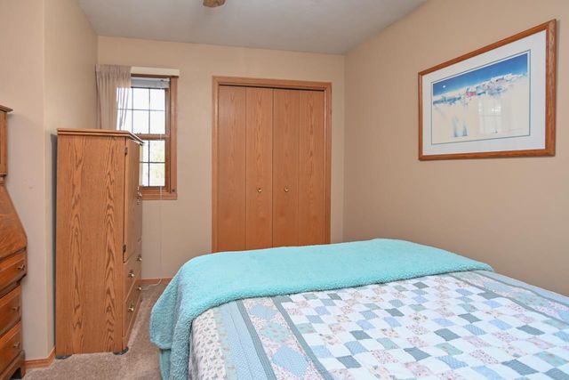 1812 SMOKEY COURT, Suamico, WI 54173