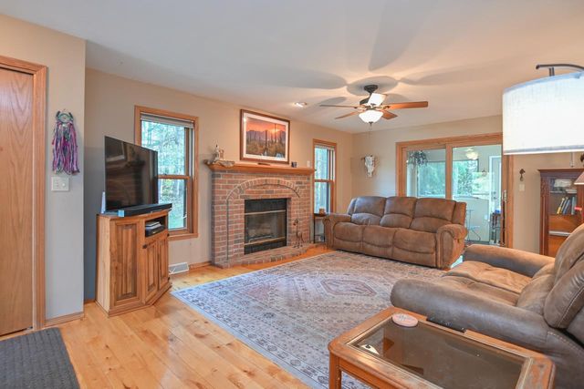 1812 SMOKEY COURT, Suamico, WI 54173