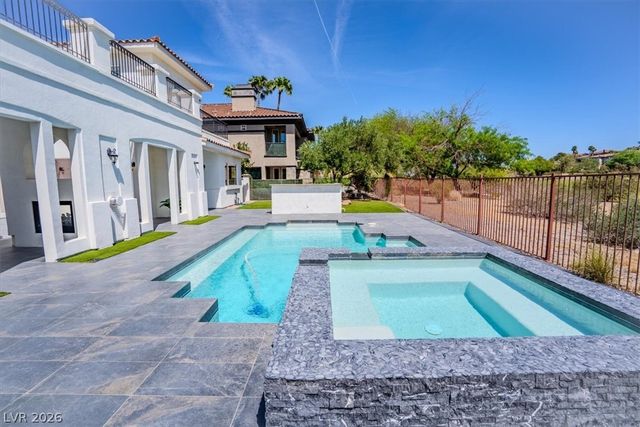 42 Grand Miramar Drive, Henderson, NV 89011