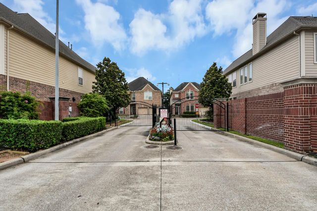 3531 Urban Woods Trail, Houston, TX 77008