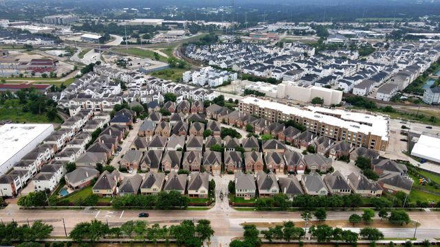 3531 Urban Woods Trail, Houston, TX 77008