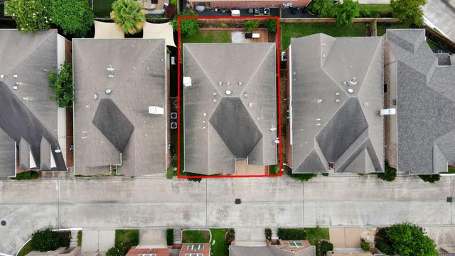 3531 Urban Woods Trail, Houston, TX 77008