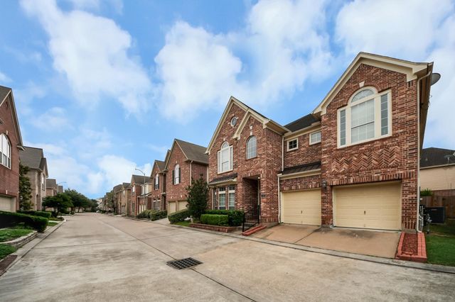 3531 Urban Woods Trail, Houston, TX 77008