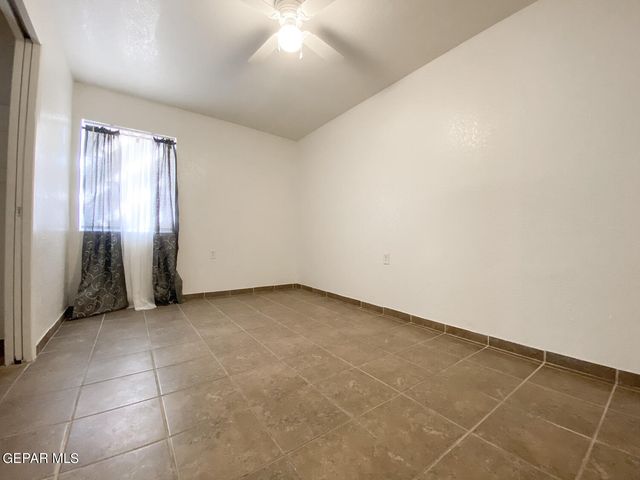 4700 Maxwell Avenue 16, El Paso, TX 79904