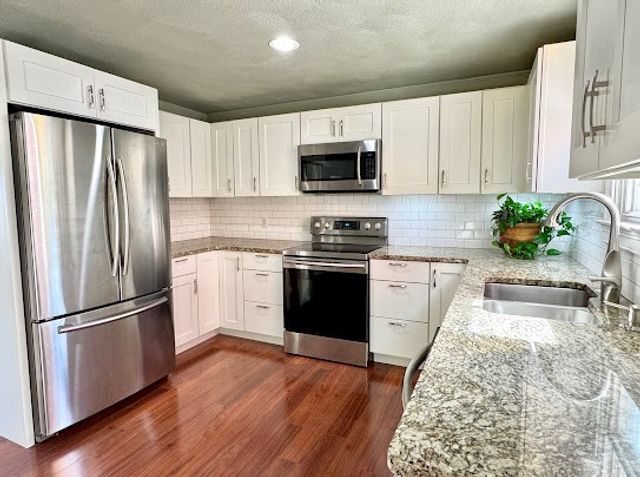 344 Strawberry Field Road, Warwick, RI 02886