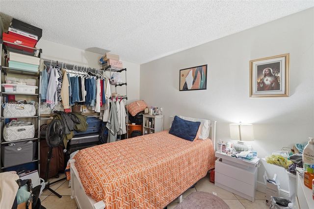 18101 NW 68th Ave B105, Hialeah, FL 33015