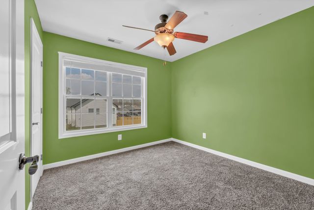 1113 Meachem Dr, Clarksville, TN 37042