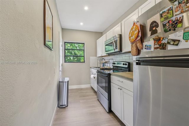 7845 NE Bayshore Ct 16, Miami, FL 33138