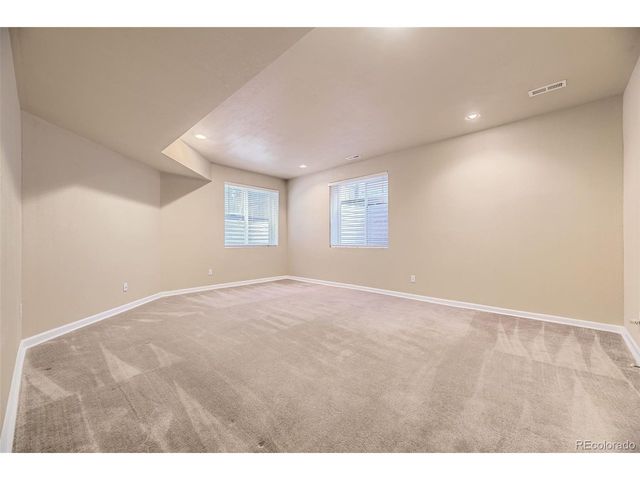 940 Kearney St, Denver, CO 80220