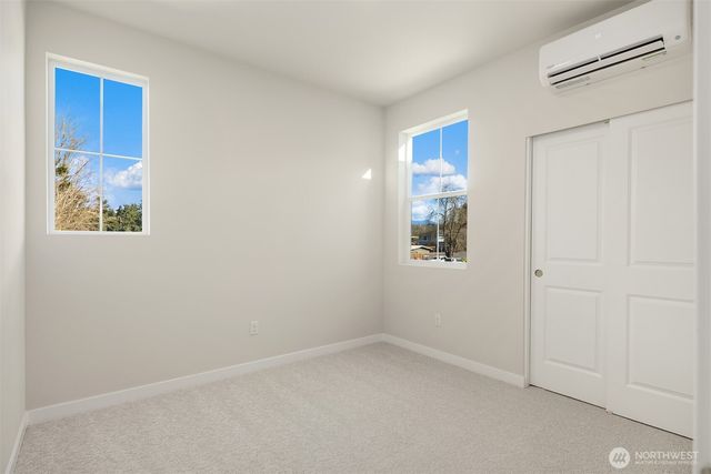 4221 McKinley Lot 33 Avenue, Carnation, WA 98014