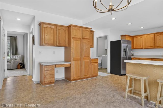 5150 Edward James Drive, Howell, MI 48843