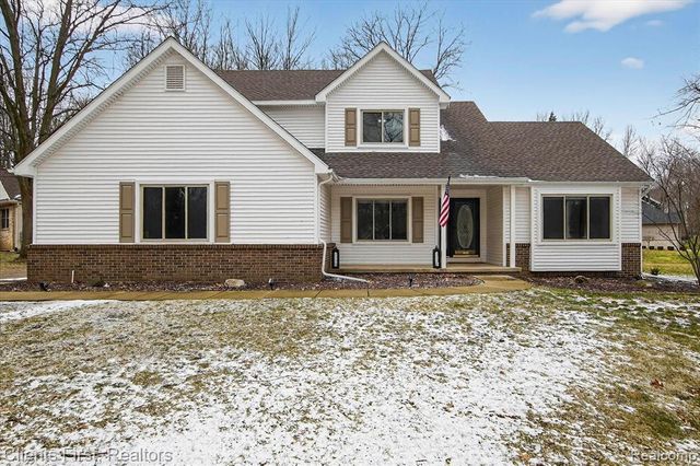 5150 Edward James Drive, Howell, MI 48843