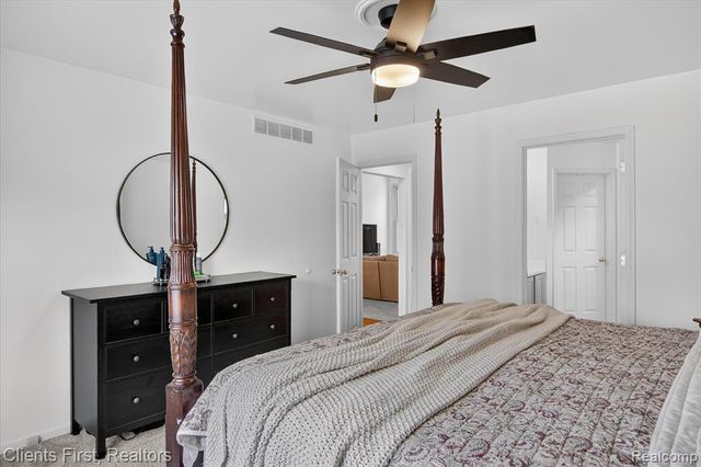 5150 Edward James Drive, Howell, MI 48843