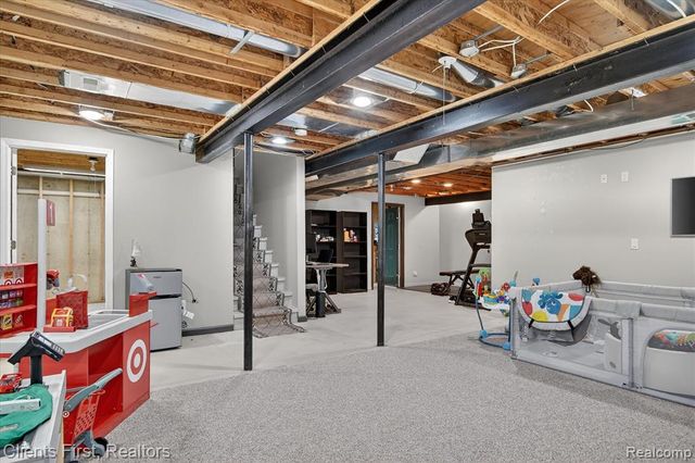 5150 Edward James Drive, Howell, MI 48843