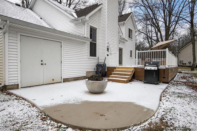 5150 Edward James Drive, Howell, MI 48843