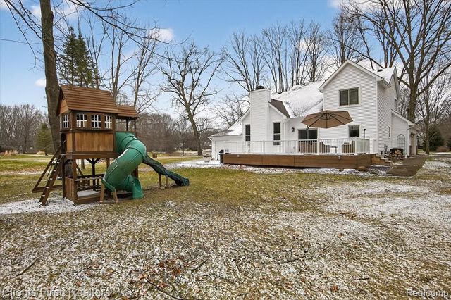 5150 Edward James Drive, Howell, MI 48843