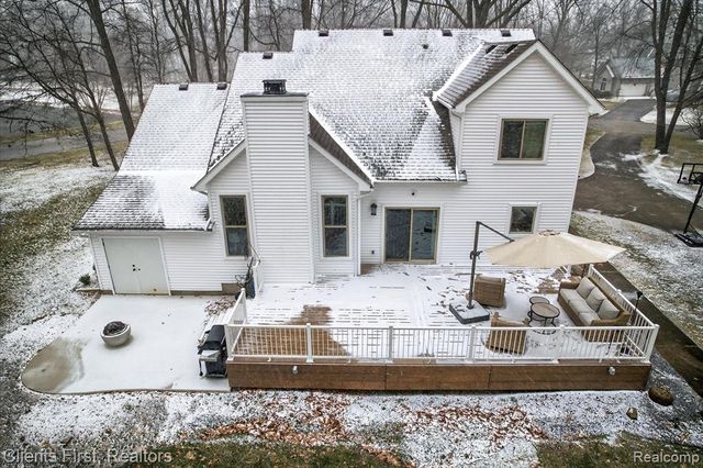 5150 Edward James Drive, Howell, MI 48843