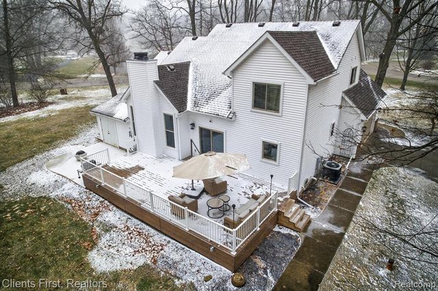 5150 Edward James Drive, Howell, MI 48843