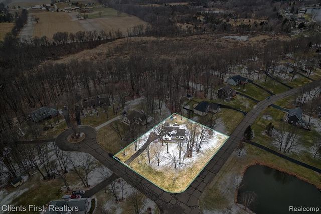 5150 Edward James Drive, Howell, MI 48843