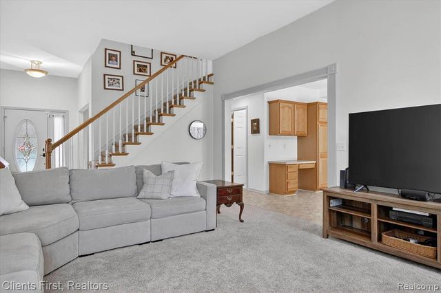 5150 Edward James Drive, Howell, MI 48843