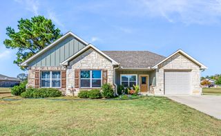 207 Mill Street, Emory, TX 75440