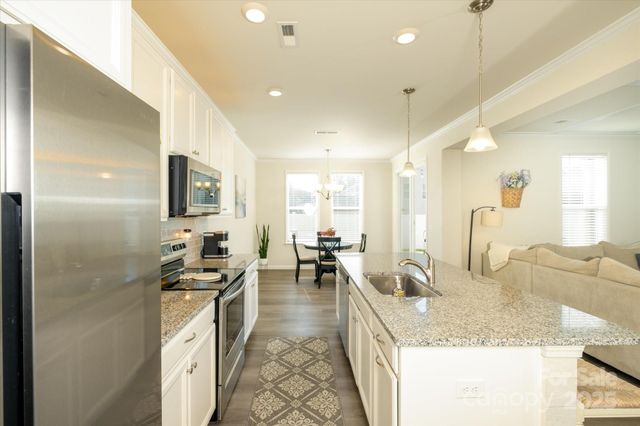 5027 American Bittern Lane, Charlotte, NC 28214
