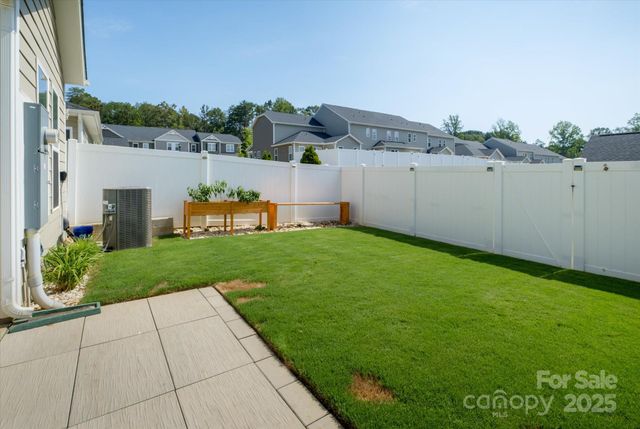 5027 American Bittern Lane, Charlotte, NC 28214
