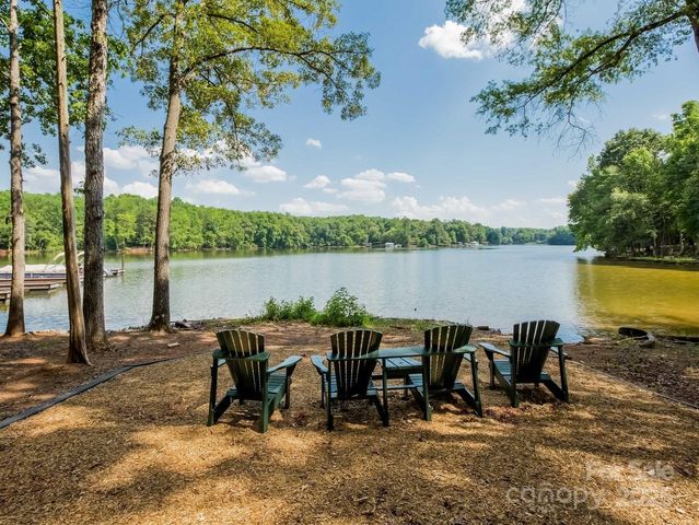 5027 American Bittern Lane, Charlotte, NC 28214