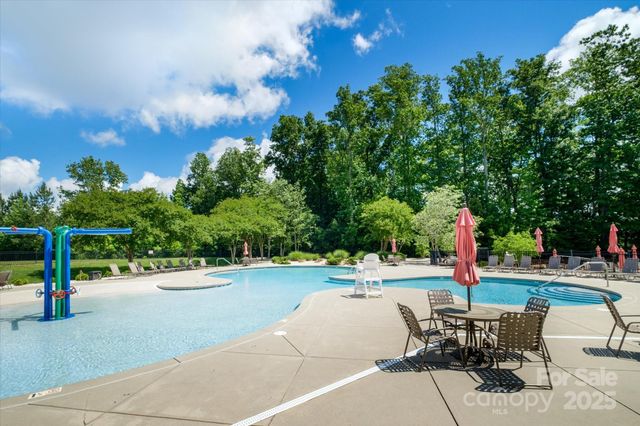 5027 American Bittern Lane, Charlotte, NC 28214