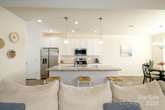5027 American Bittern Lane, Charlotte, NC 28214