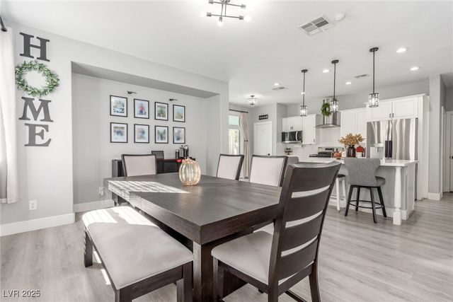 6343 Mahogany Peak Avenue, Las Vegas, NV 89110