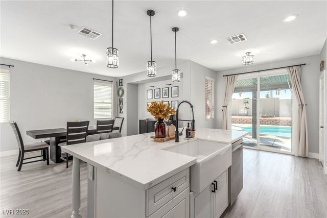 6343 Mahogany Peak Avenue, Las Vegas, NV 89110