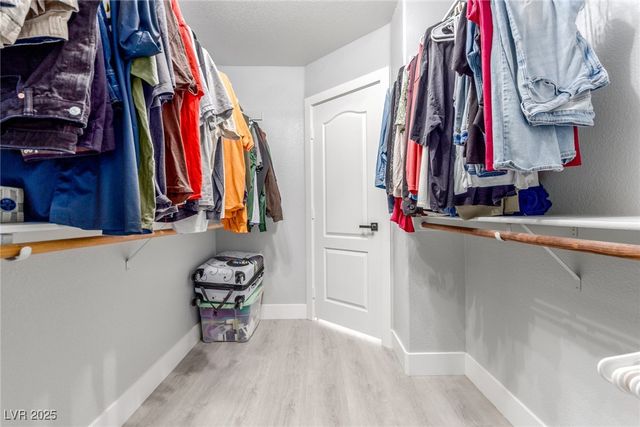 6343 Mahogany Peak Avenue, Las Vegas, NV 89110