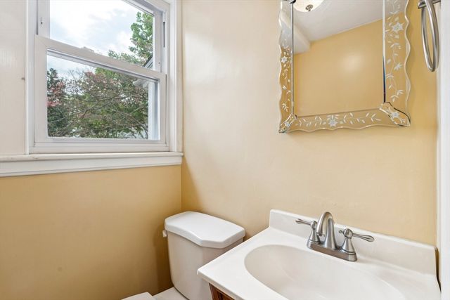 186 Granite Ave, Milton, MA 02186
